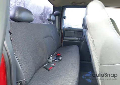 2002 Chevrolet Silverado 1500 z USA, uszkodzony, nr VIN 2GCEK19T721240785